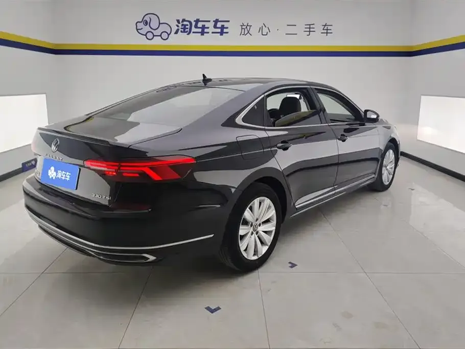 Volkswagen Passat — фото 6