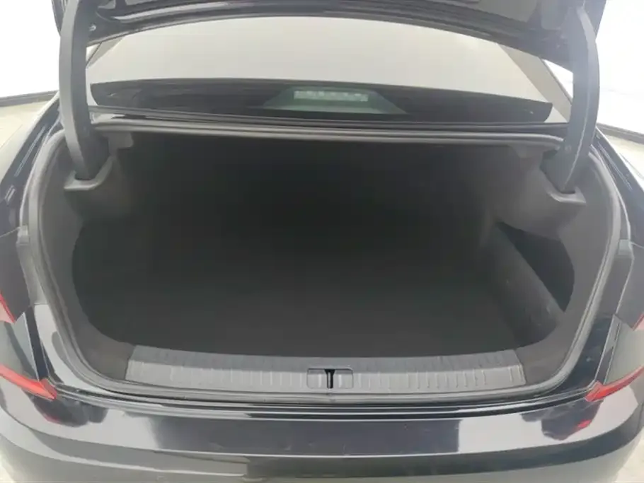 Volkswagen Passat — фото 3