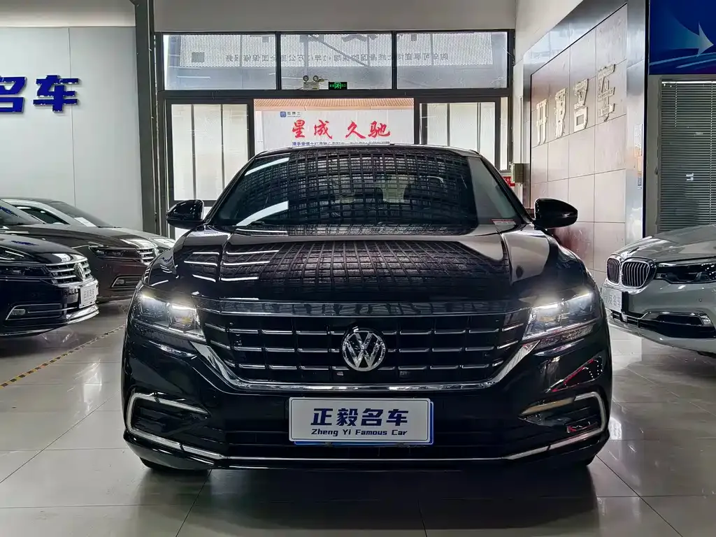 Volkswagen Passat — фото 2