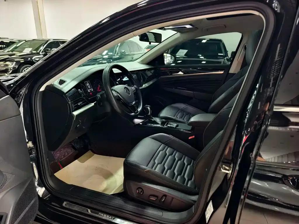Volkswagen Passat — фото 4