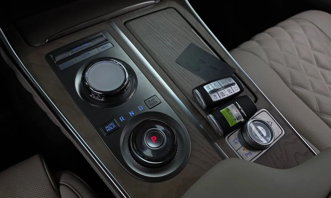 Genesis GV80 — фото 10