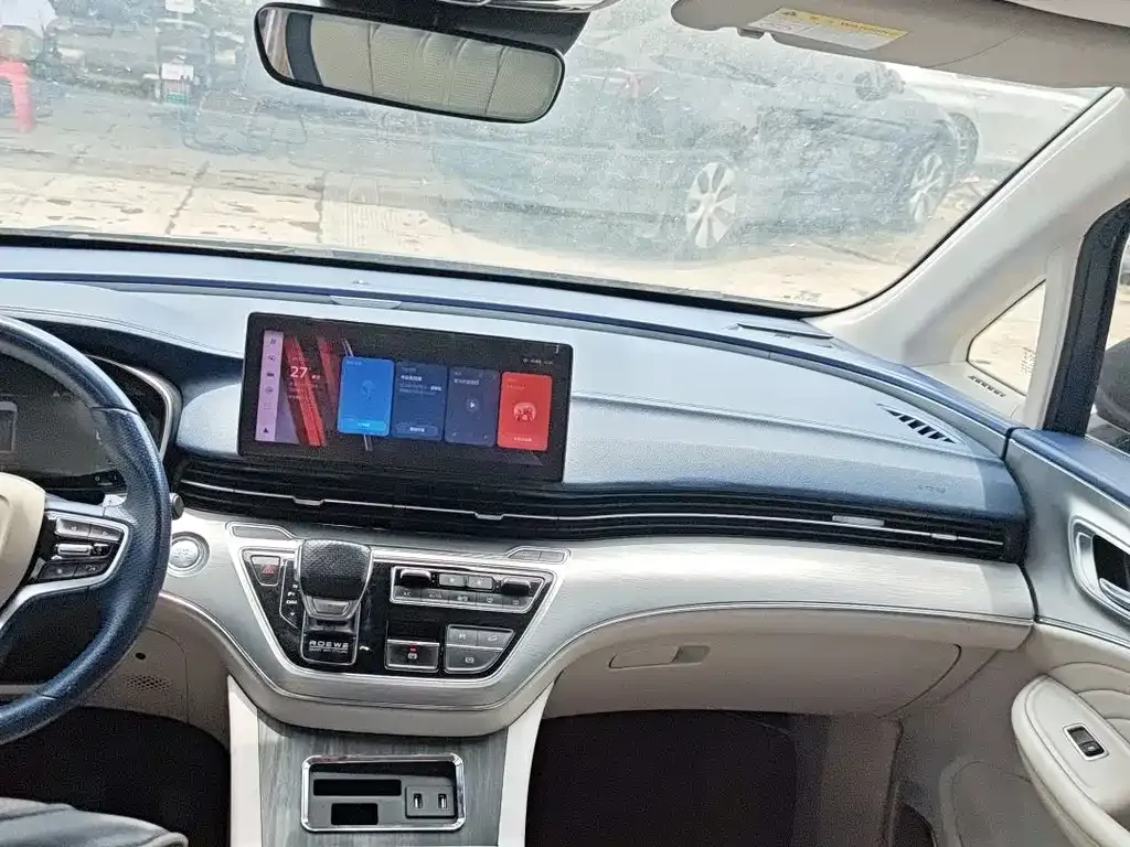 Roewe iMAX8 — фото 4