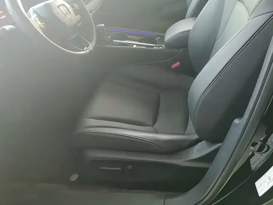 Honda Accord — фото 4