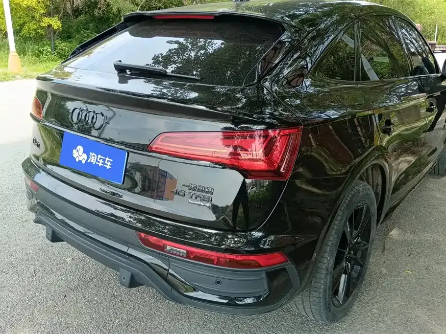 Audi Q5L Sportback — фото 7