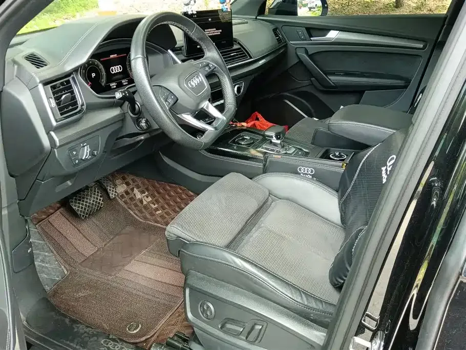Audi Q5L Sportback — фото 9