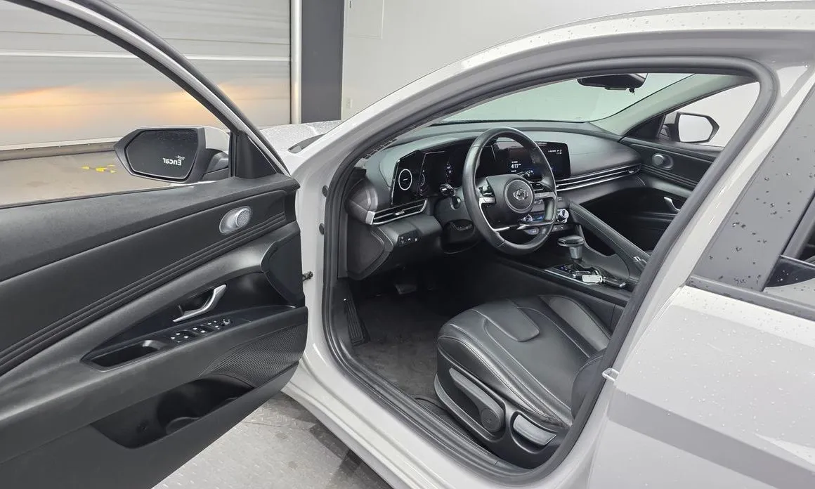 Hyundai AVANTE — фото 6
