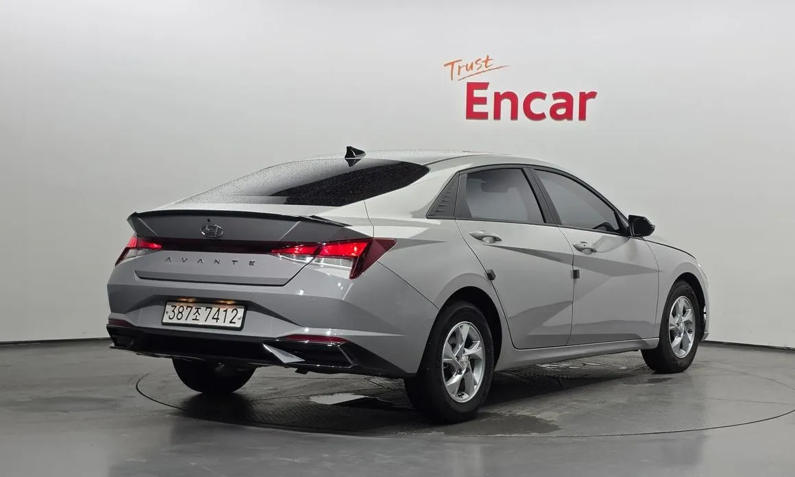 Hyundai AVANTE — фото 2