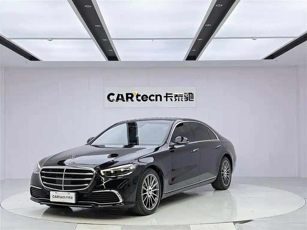 Mercedes-Benz S-Class — фото 1