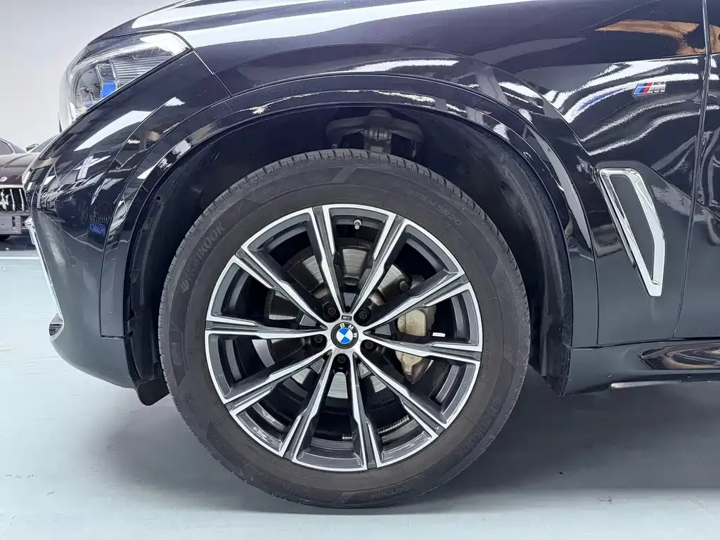 BMW X5 — фото 9