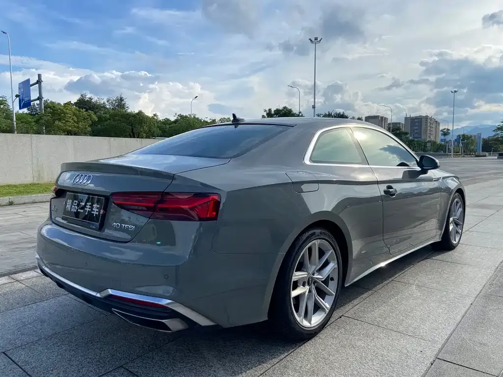 Audi A5 (Import) — фото 2
