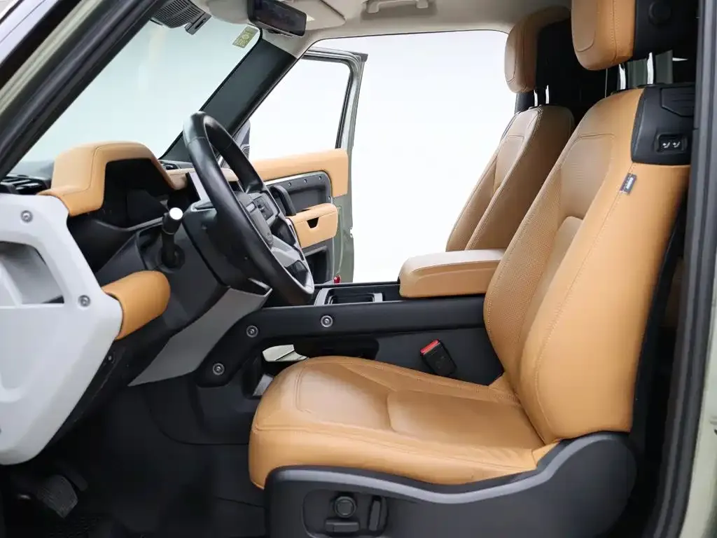 Land Rover Defender — фото 4