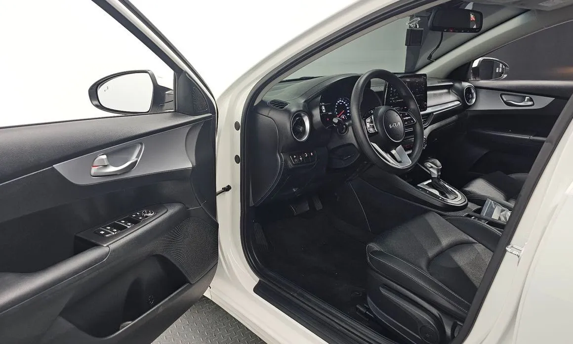Kia K3 2024 из KR, фото 9