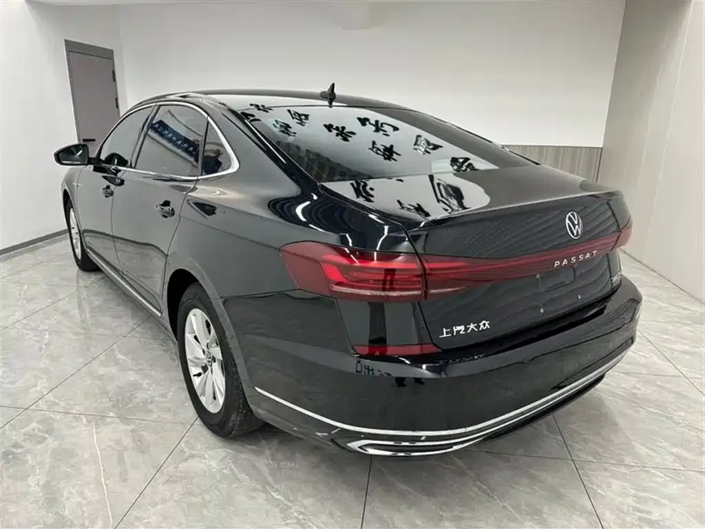 Volkswagen Passat — фото 3