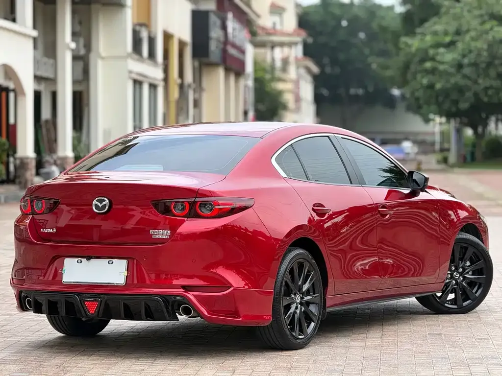 Mazda 3 Axela — фото 2