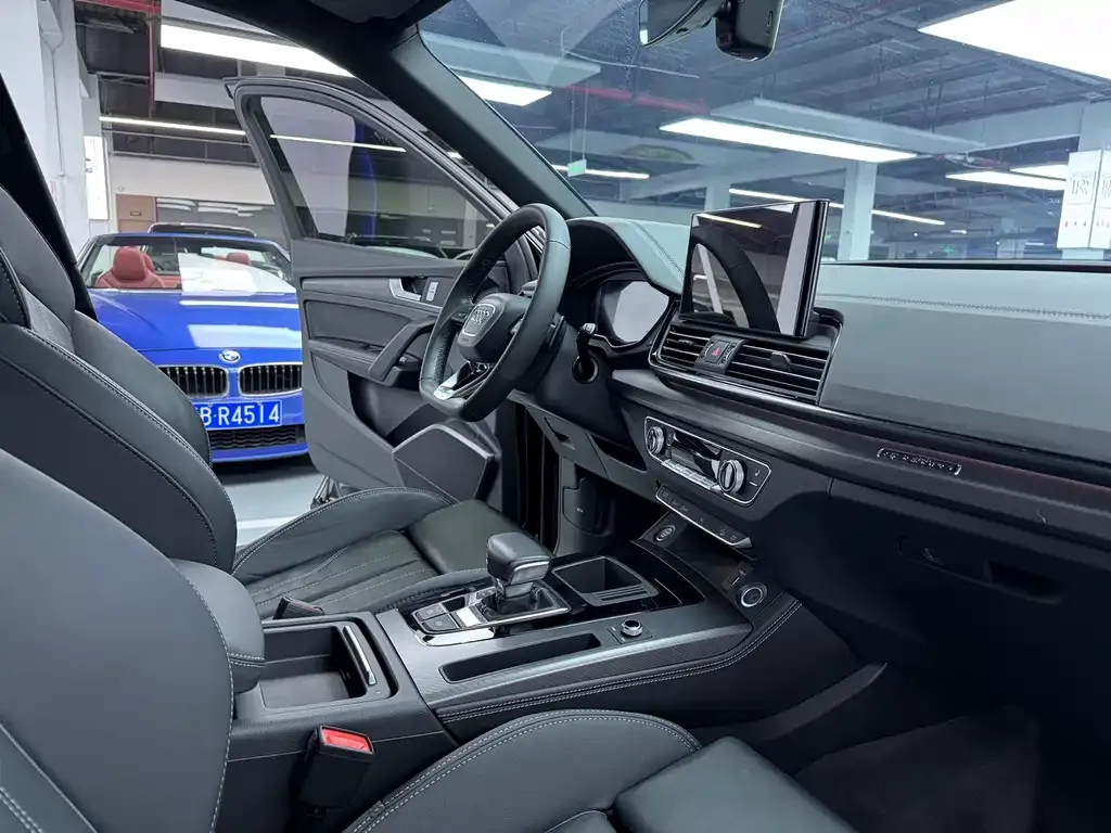 Audi Q5L 2023 из CN, фото 9