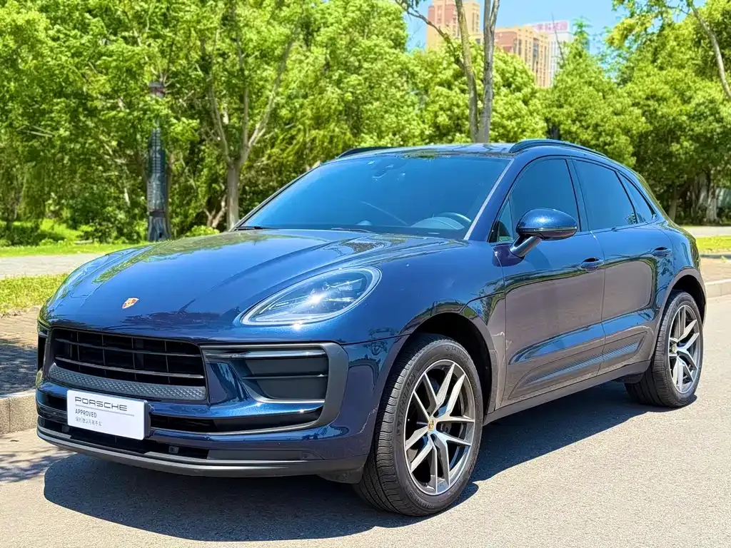 Porsche Macan — фото 1
