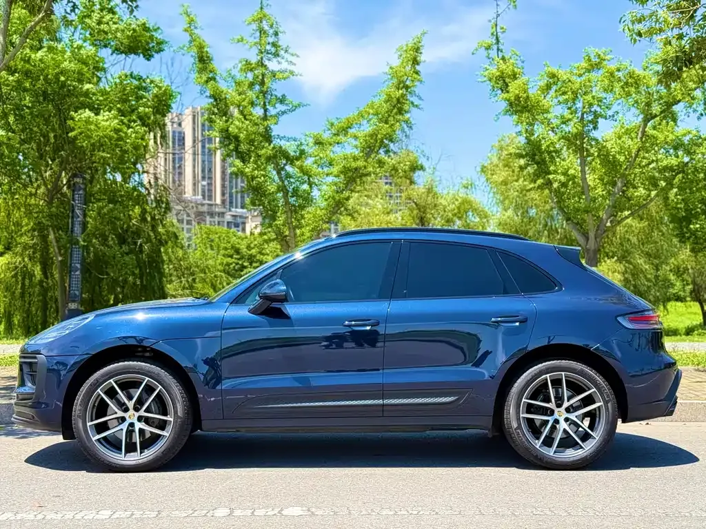 Porsche Macan — фото 9