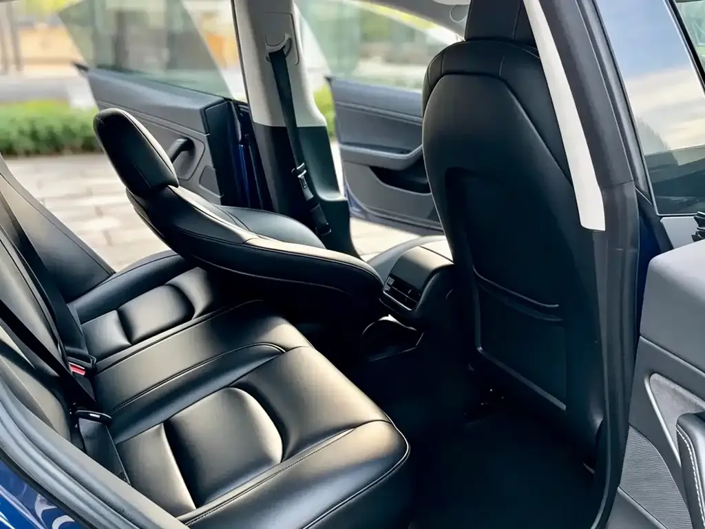 Tesla Model 3 — фото 5