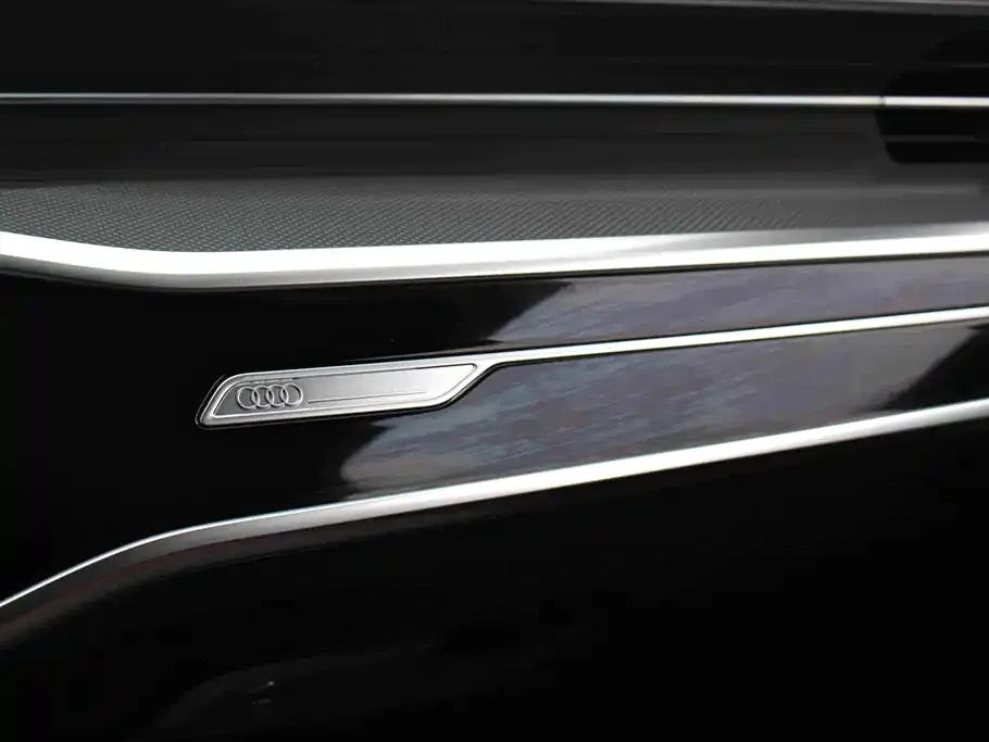 Audi A6L — фото 5