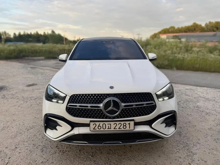 Mercedes-Benz GLE-Class GLE450d 4MATIC Coupe 1