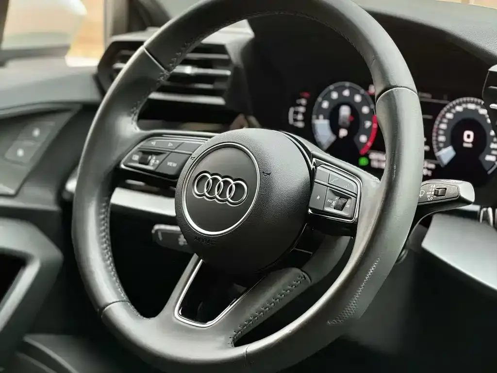 Audi A3 — фото 9