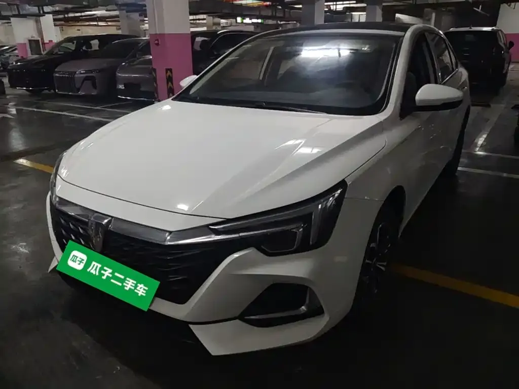Roewe i6 MAX New Energy — фото 6