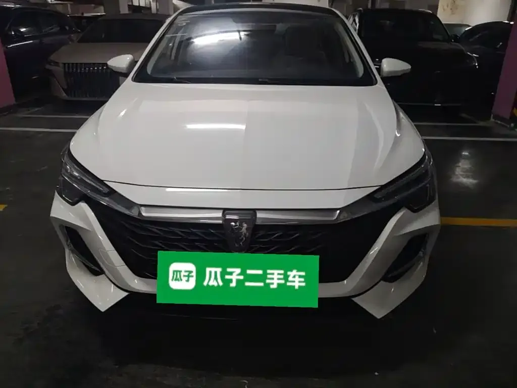 Roewe i6 MAX New Energy — фото 9
