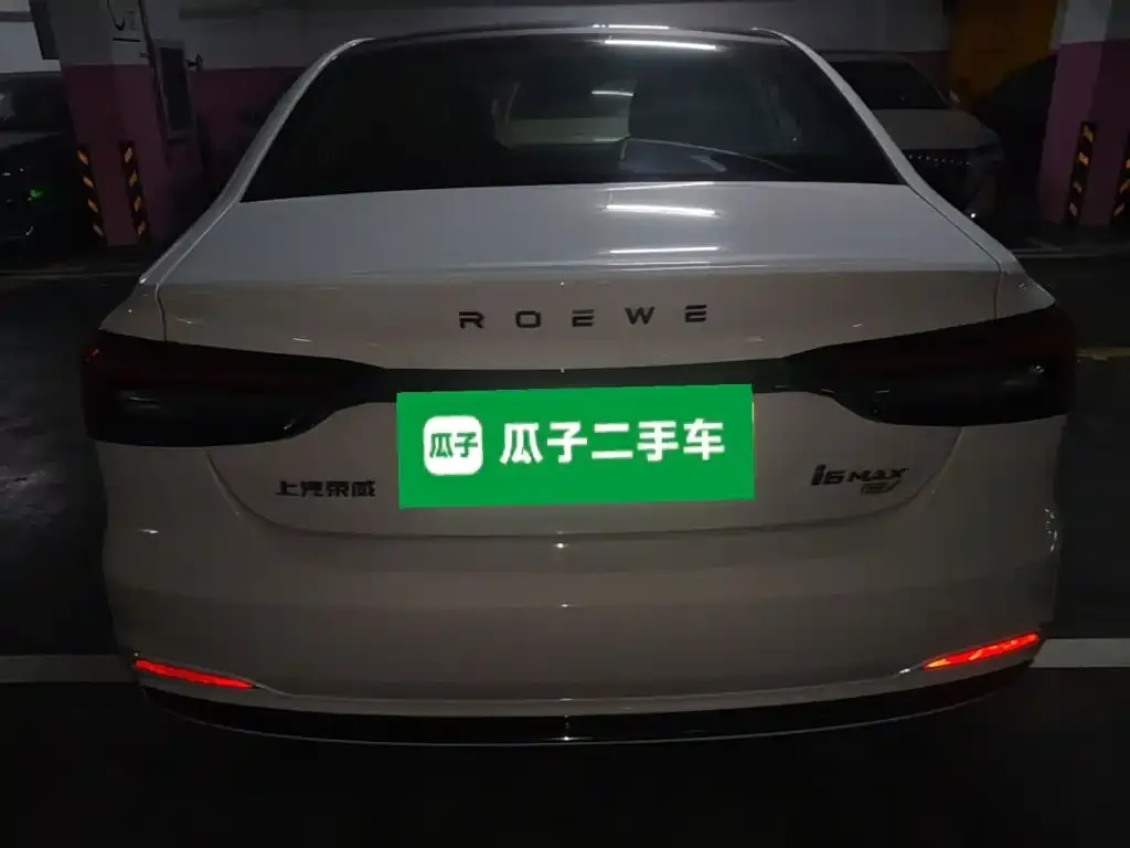 Roewe i6 MAX New Energy — фото 5