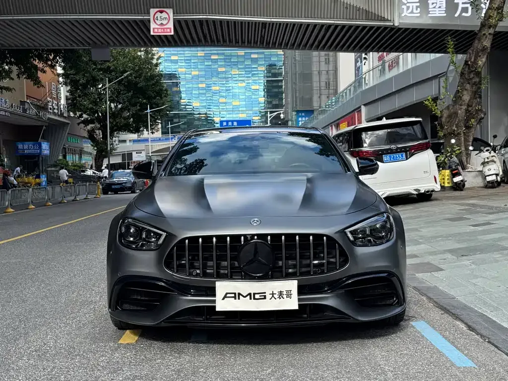 Mercedes-Benz E-Class AMG — фото 10