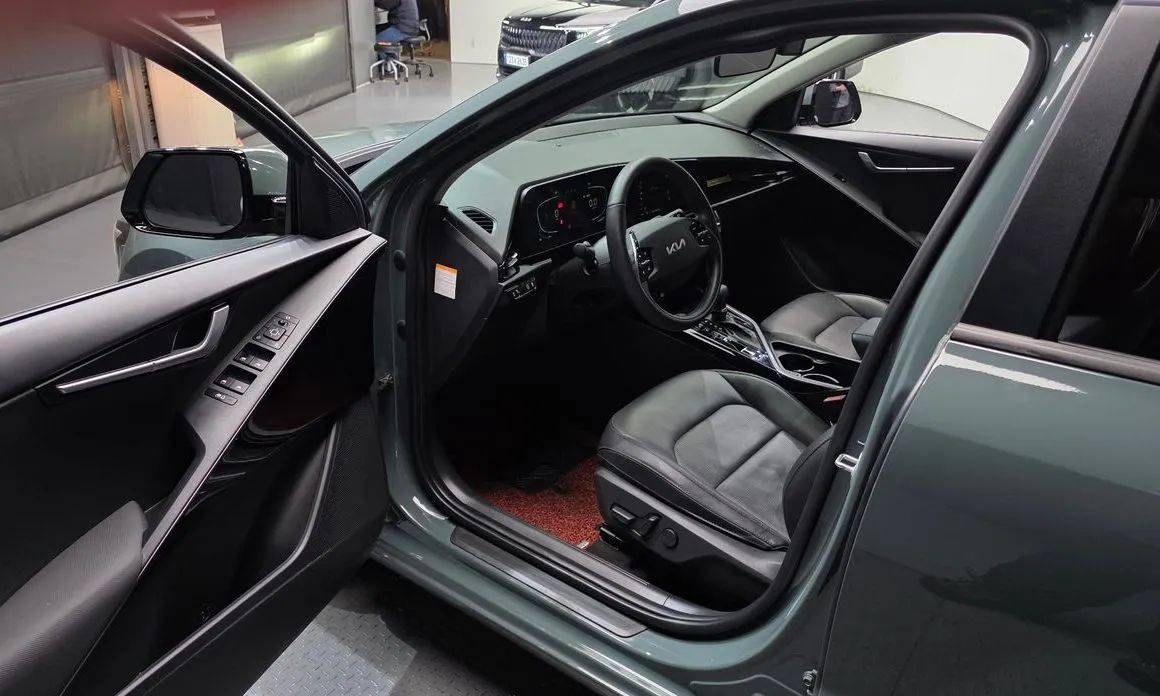 Kia Niro — фото 10
