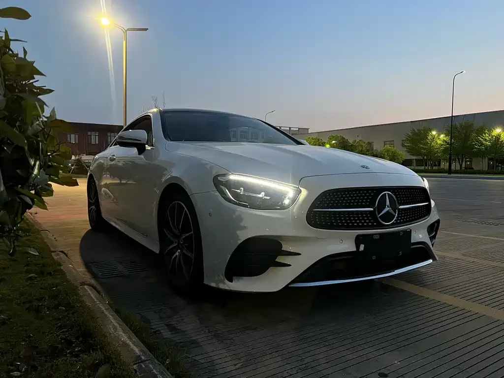 Mercedes-Benz E-Class (Import) — фото 6