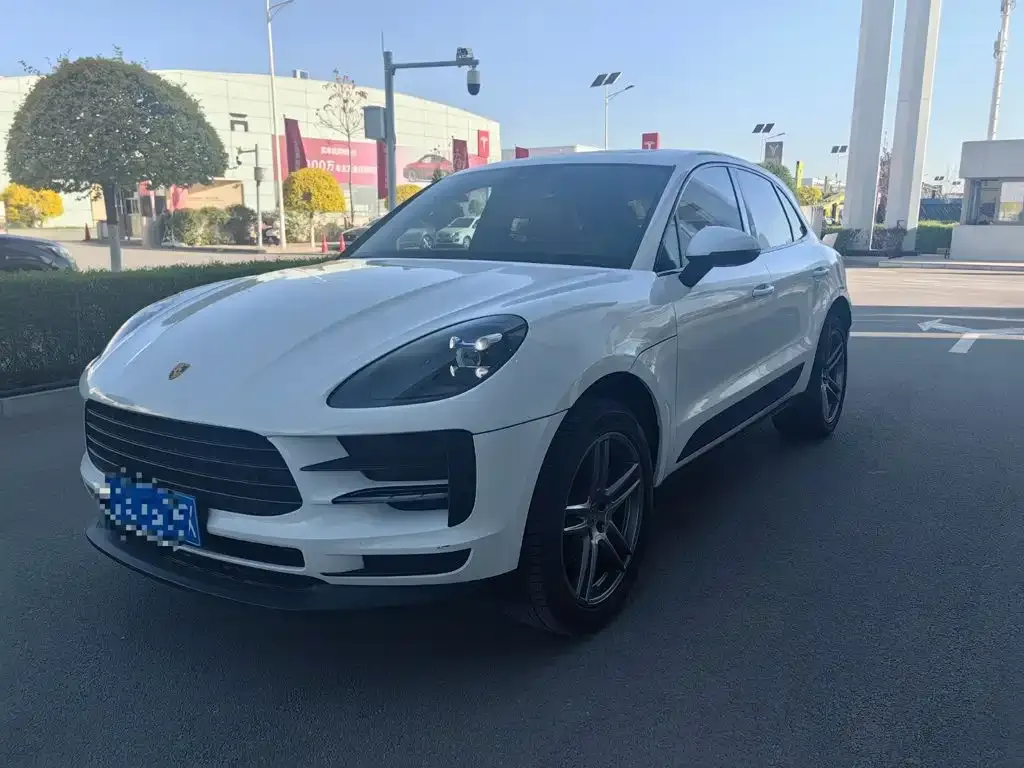 Porsche Macan — фото 1