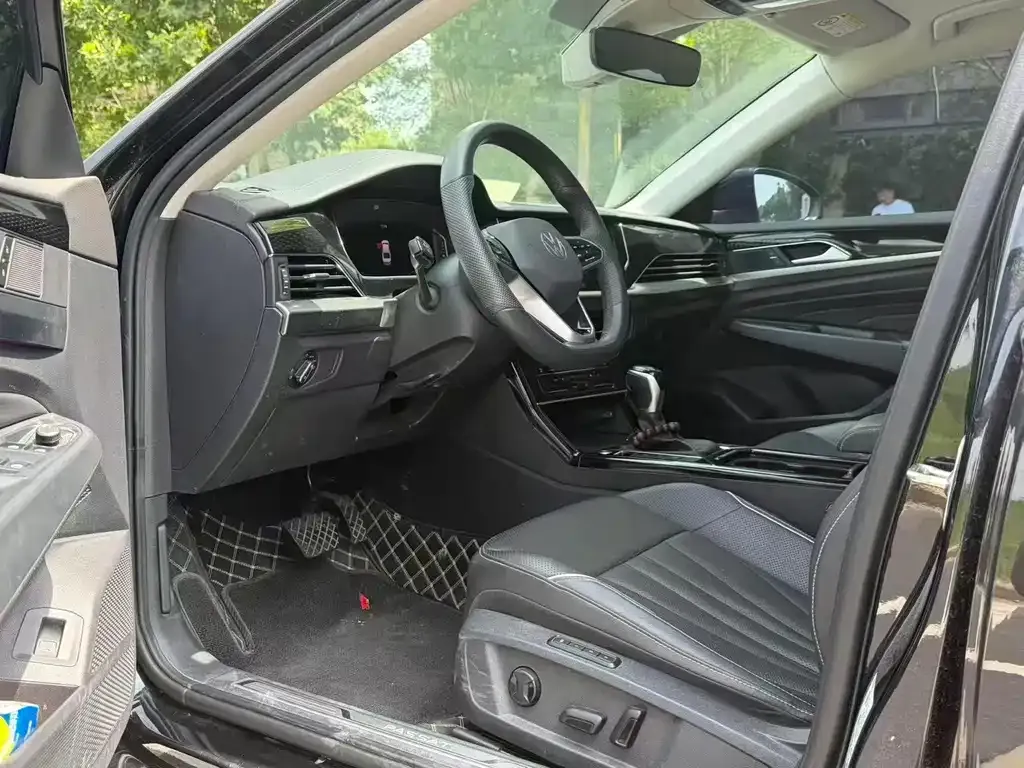 Volkswagen Passat — фото 6