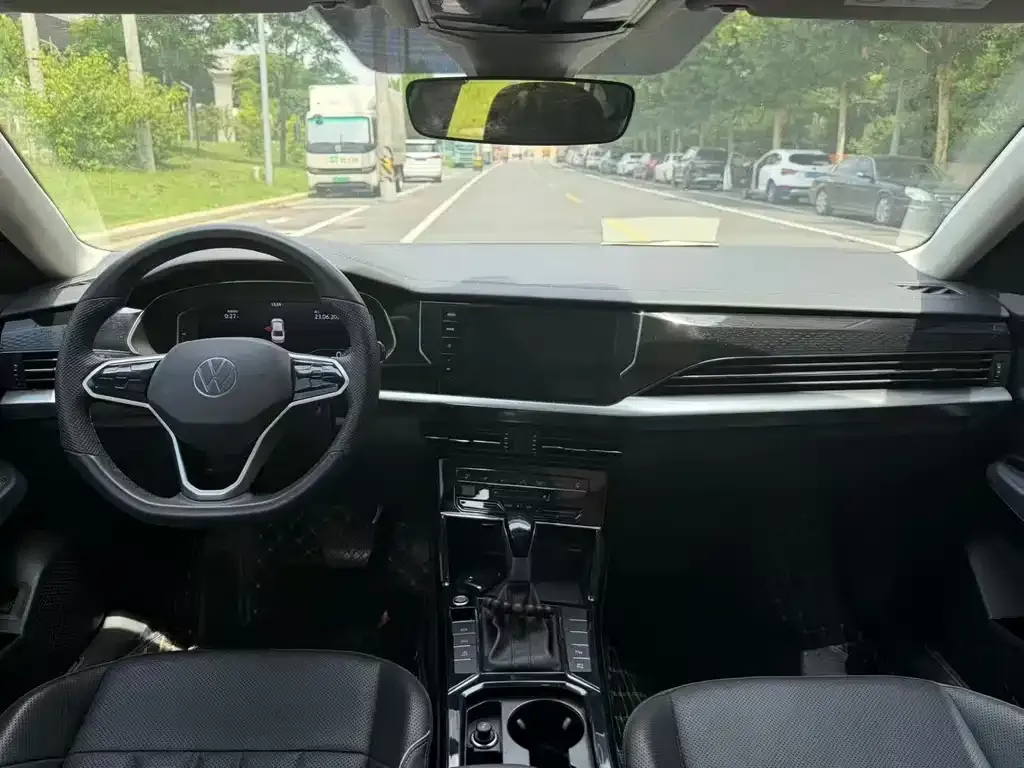 Volkswagen Passat — фото 2