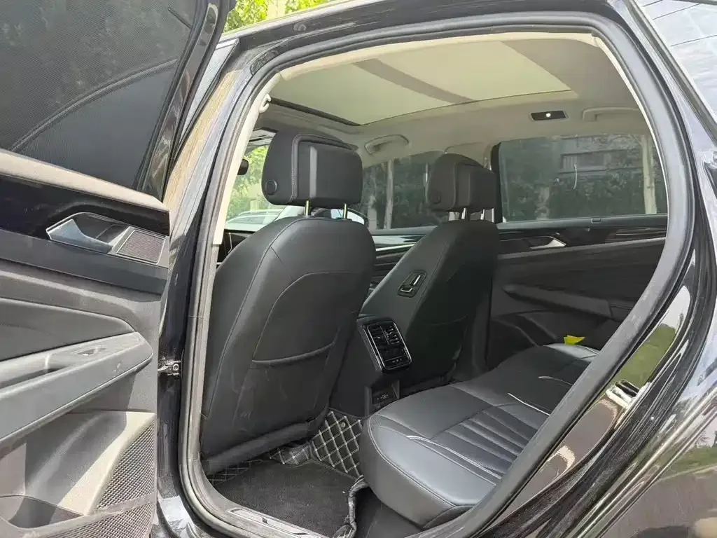 Volkswagen Passat — фото 4