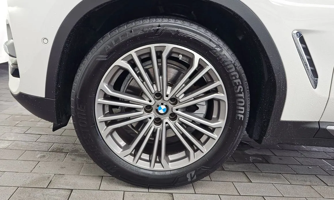 BMW X3 — фото 10