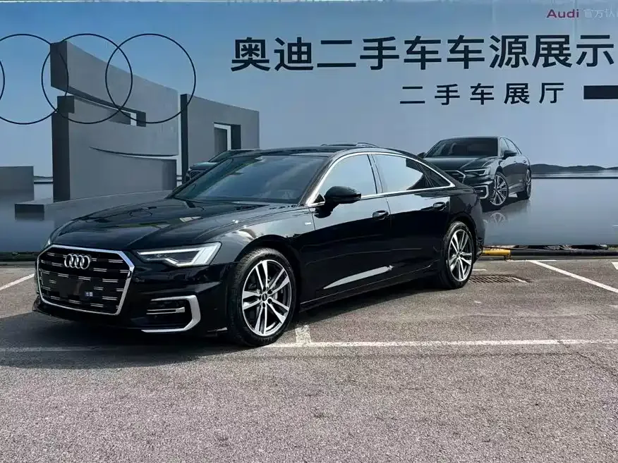 Audi A6L — фото 1