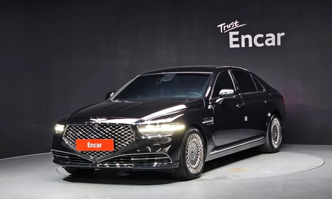 Genesis G90 5.0 AWD 1
