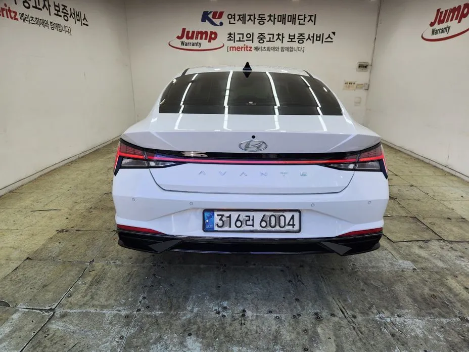 Hyundai AVANTE — фото 8