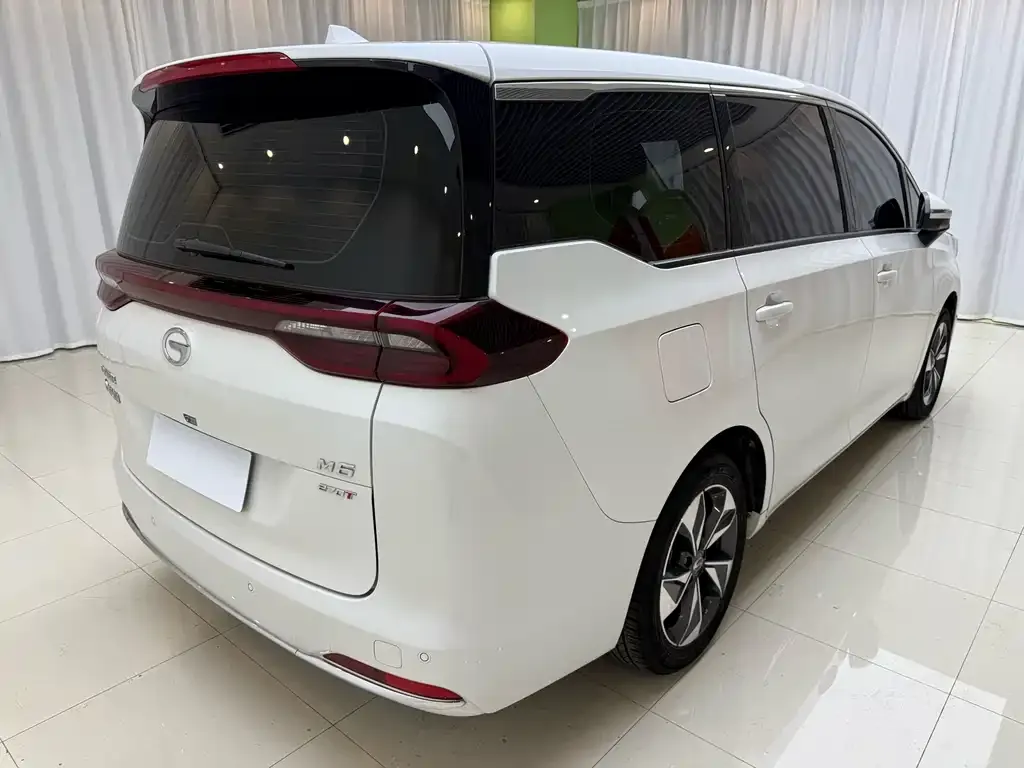 GAC Motor Trumpchi M6 — фото 9