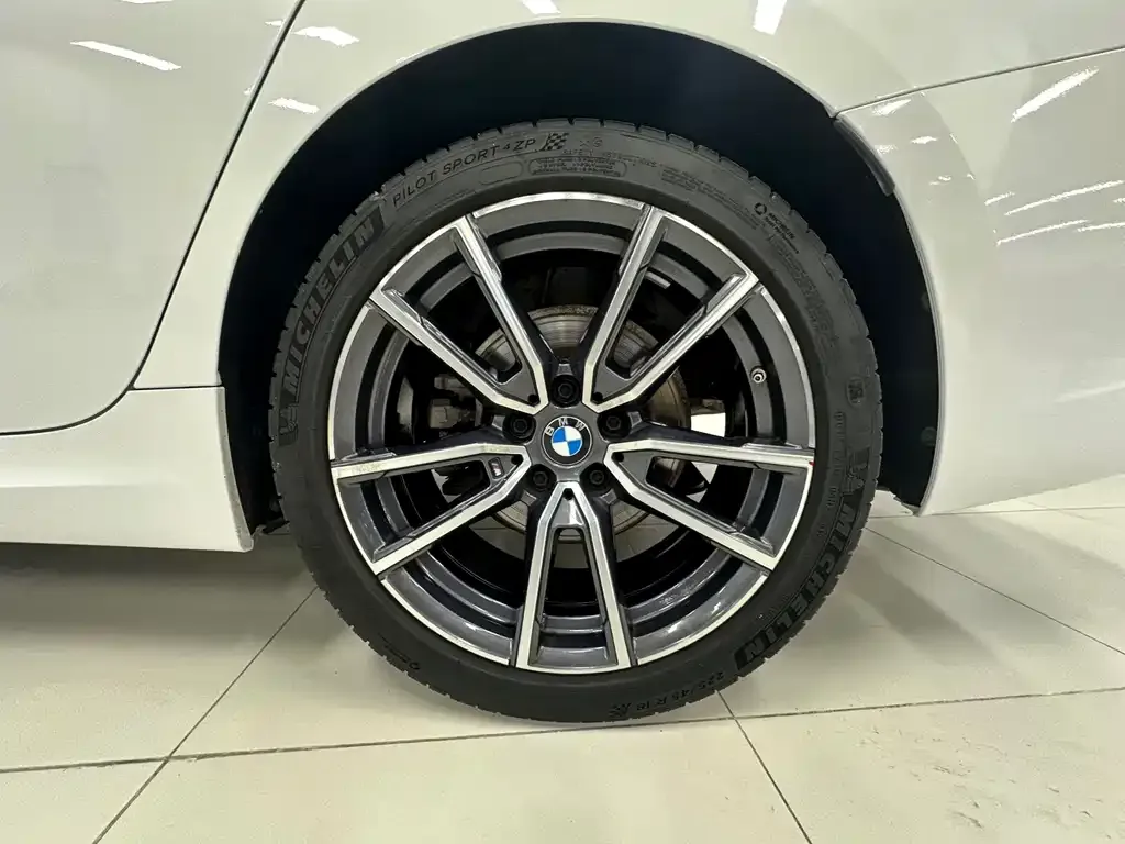 BMW 3 Series — фото 10