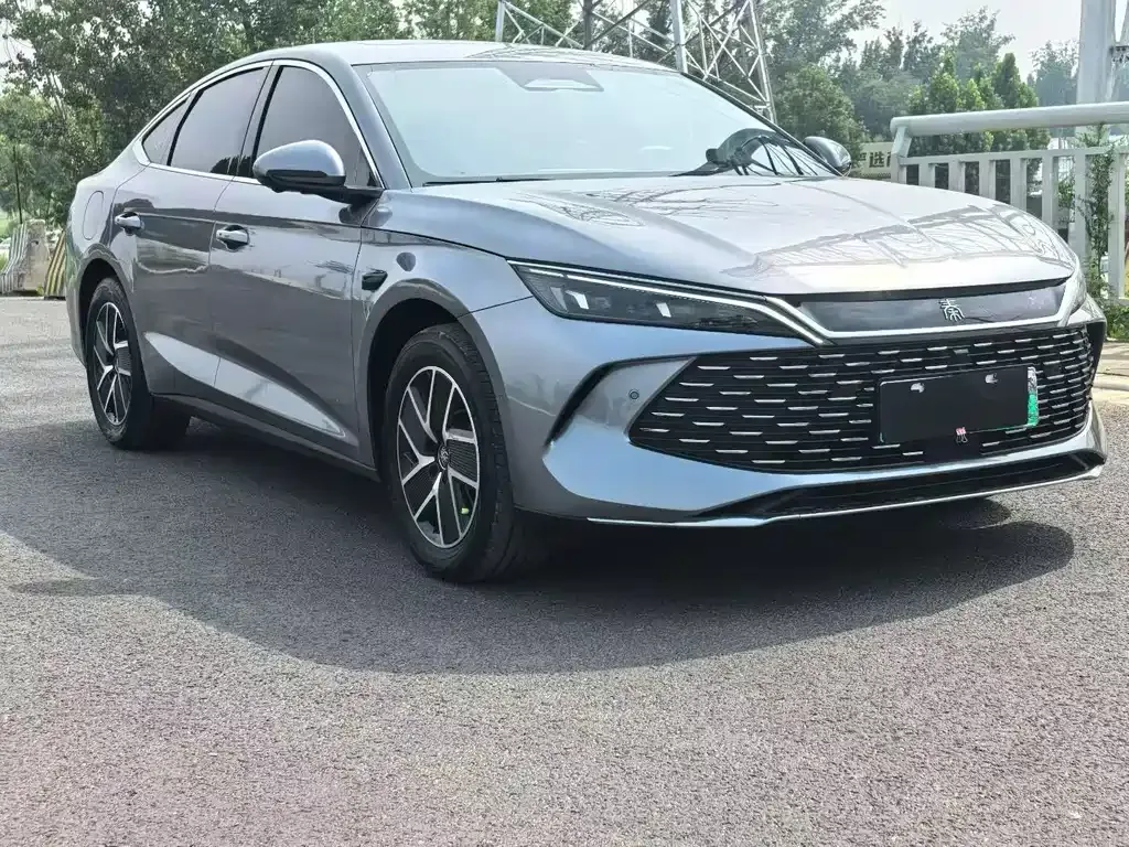 BYD Qin L — фото 6