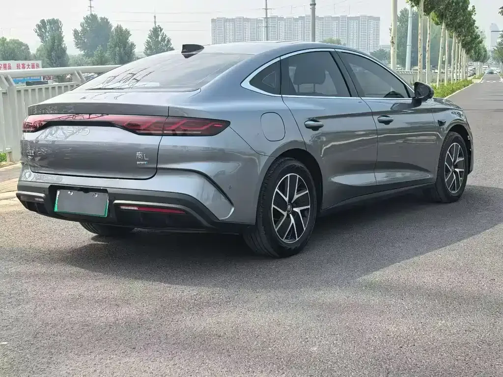 BYD Qin L — фото 4
