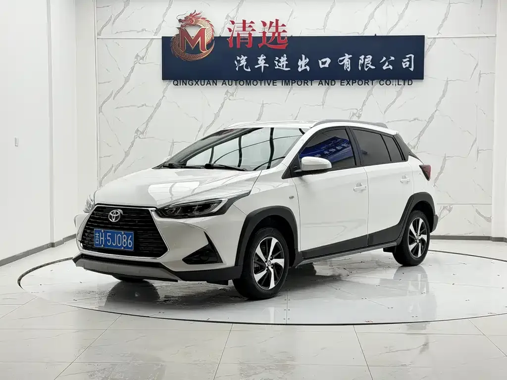 Toyota Yaris L