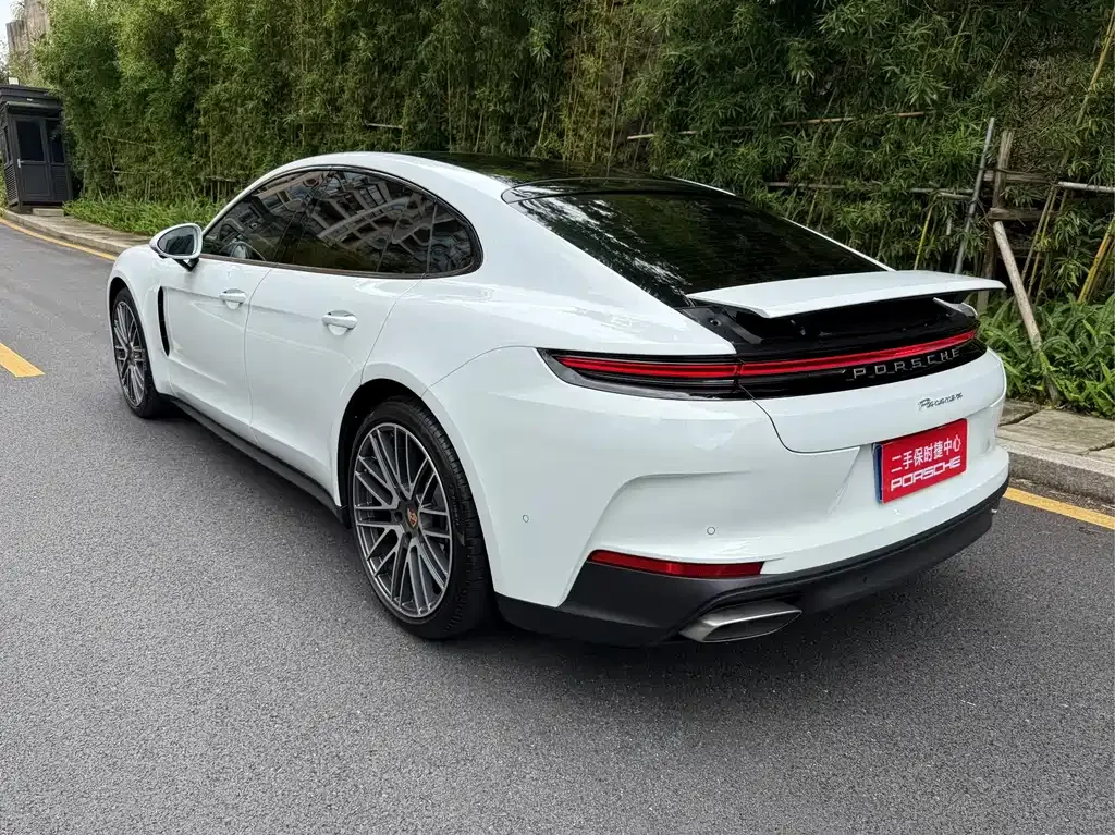 Porsche Panamera — фото 10