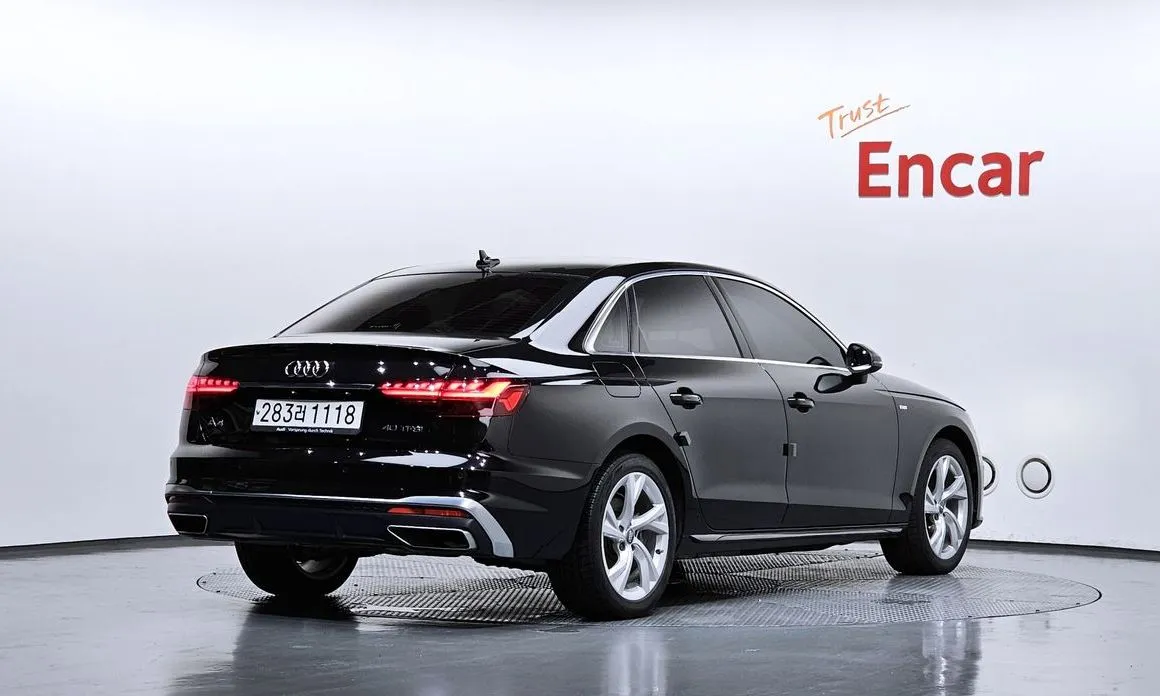 Audi A4 2021 из KR, фото 2