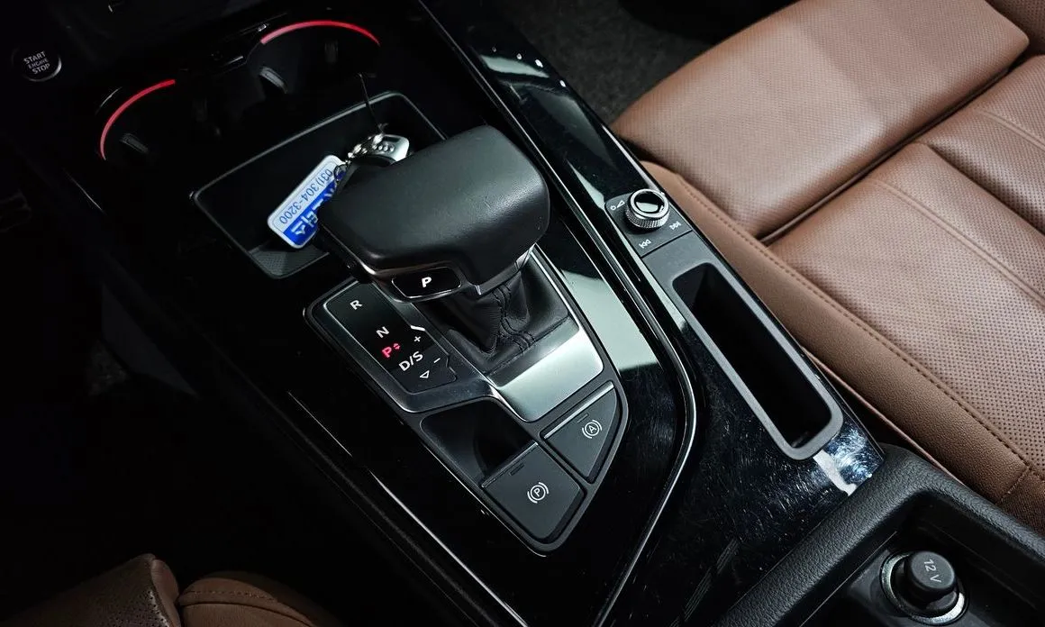 Audi A4 2021 из KR, фото 5