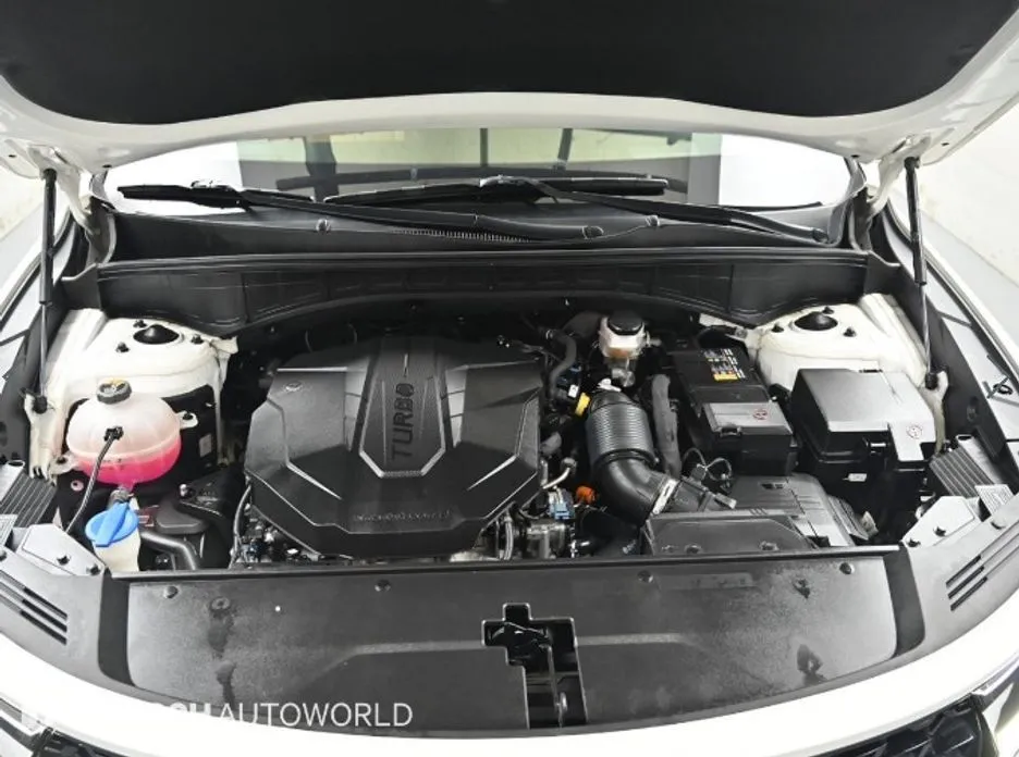 Kia Sorento — фото 9