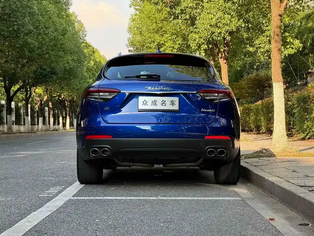 Maserati Levante — фото 8