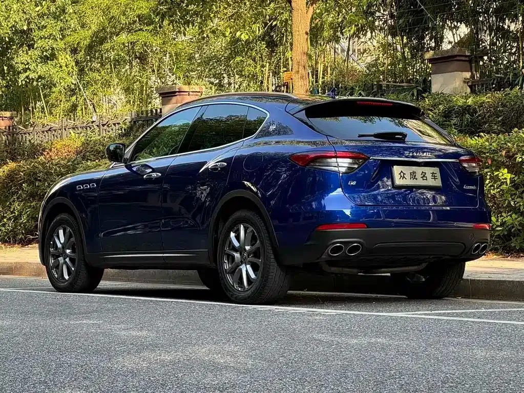 Maserati Levante — фото 9